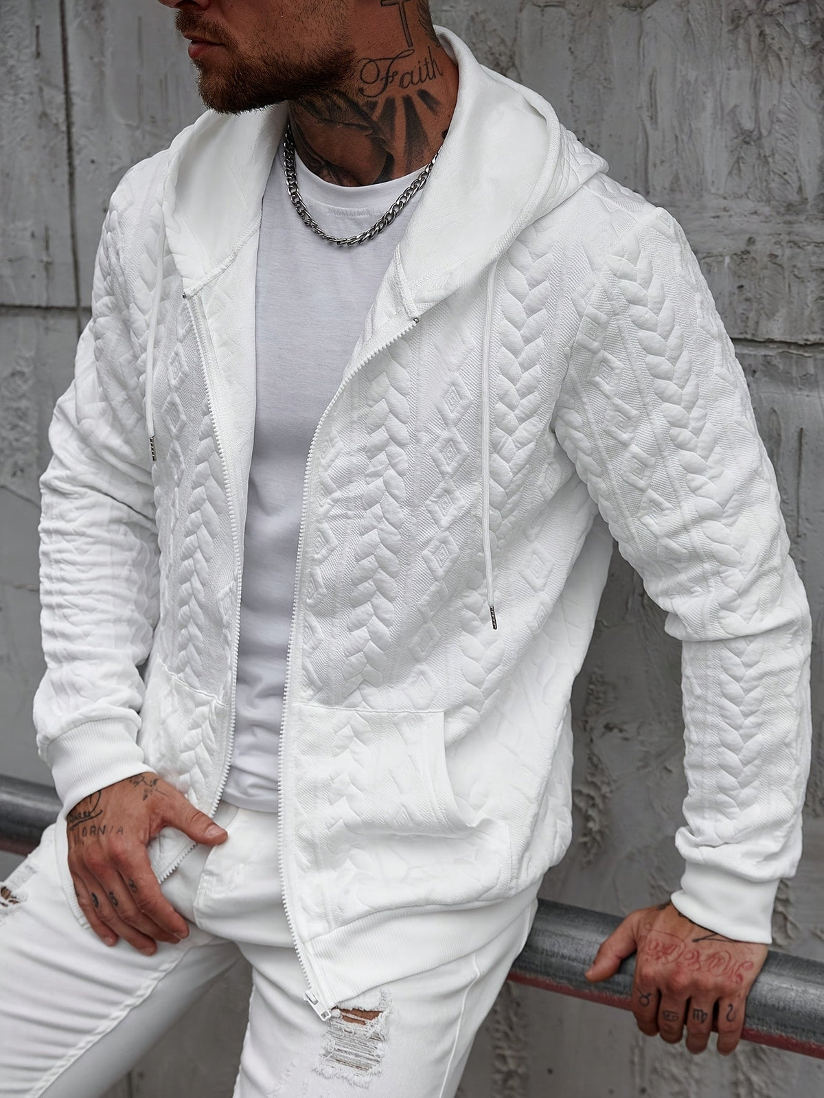 MEN'S GEOMETRIC KNIT HOODIE