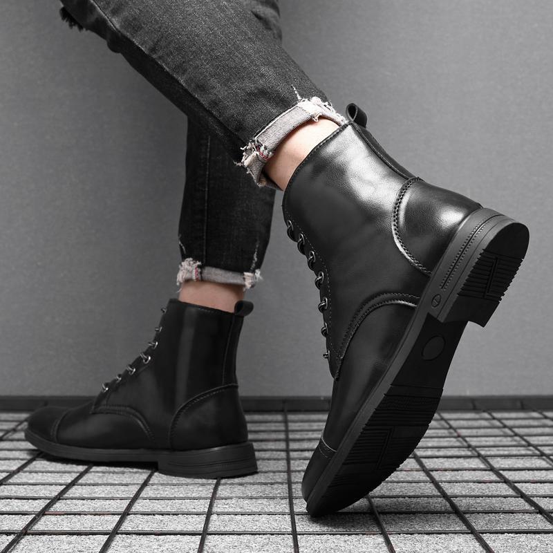 ANKLE BOOTS