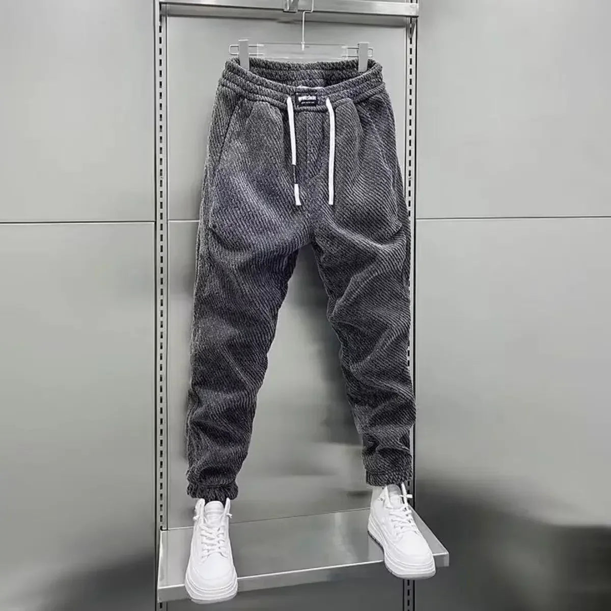 CLASSIC SLIM-FIT JOGGERS
