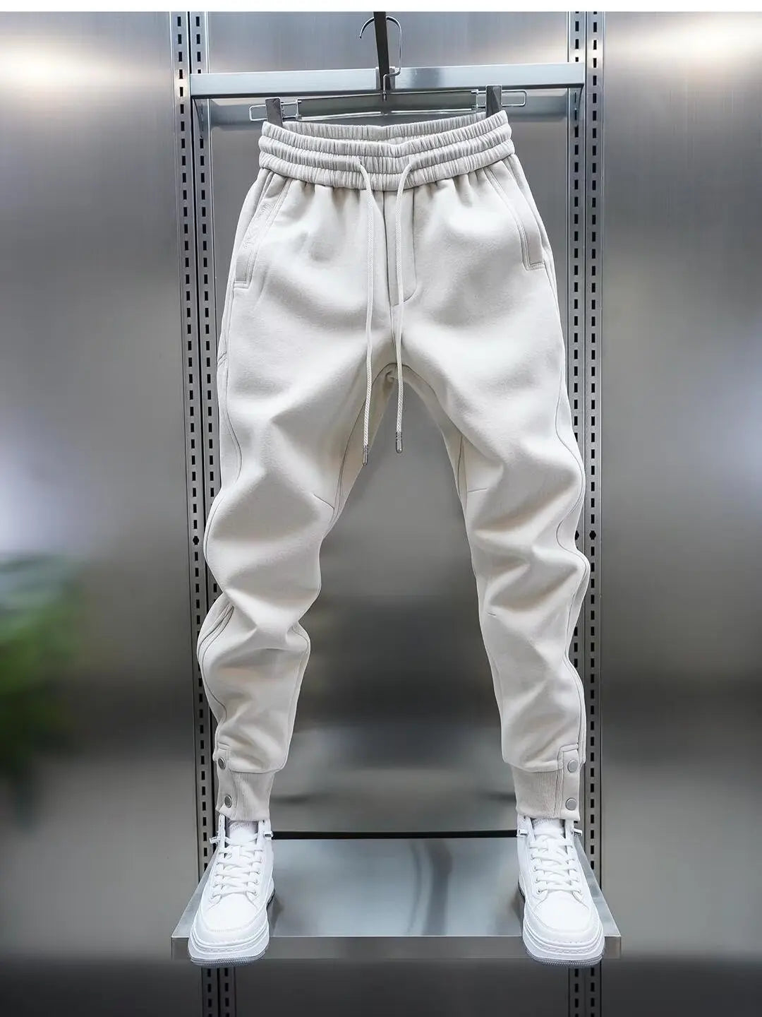 CASUAL TROUSERS WITH POCKETS
