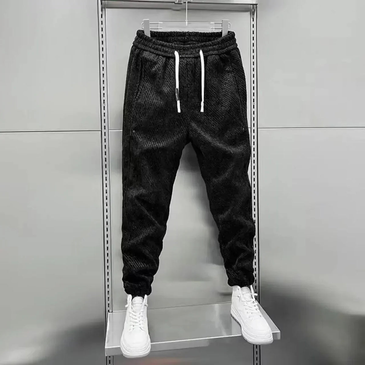 CLASSIC SLIM-FIT JOGGERS